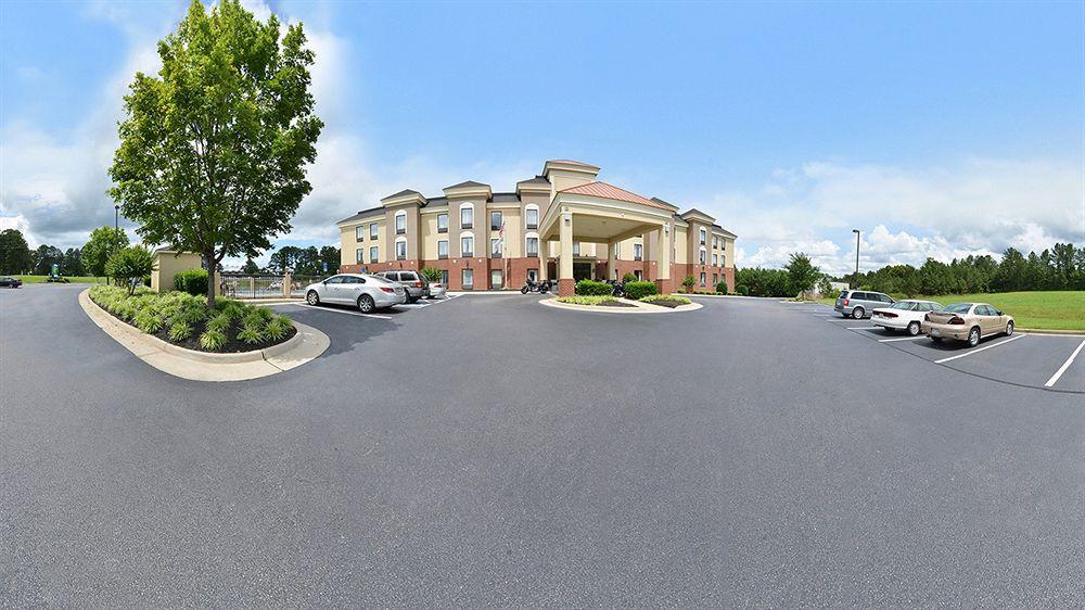 Holiday Inn Express Hotel & Suites Petersburg/Dinwiddie By Ihg Exterior foto
